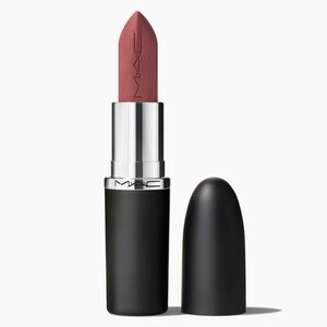M·A·CXIMAL SILKY MATTE LIPSTICK Silky Matte Finish, 12HR VELVET TEDDY
